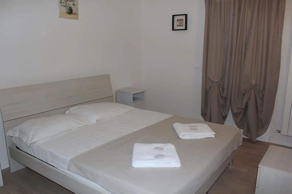 Гостевой дом Отель Serenity House Флоренция